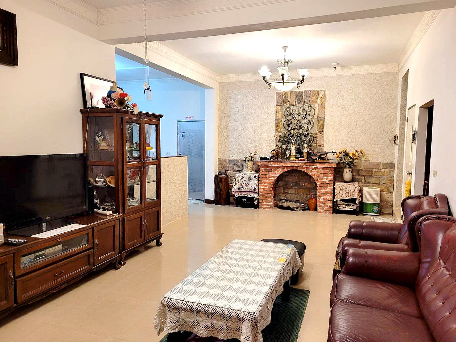 古坑豐勝家園民宿 溫暖寬敞的公共空間