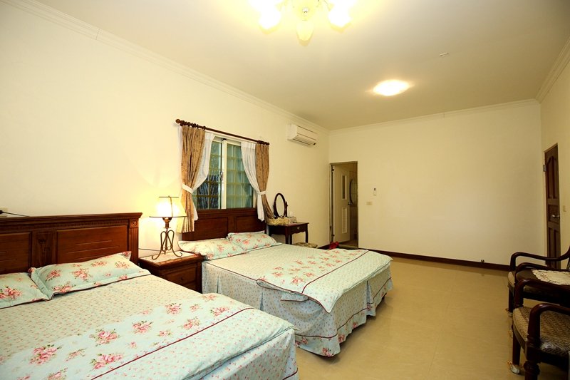 🌿 四人套房（A 館） - 房型照片